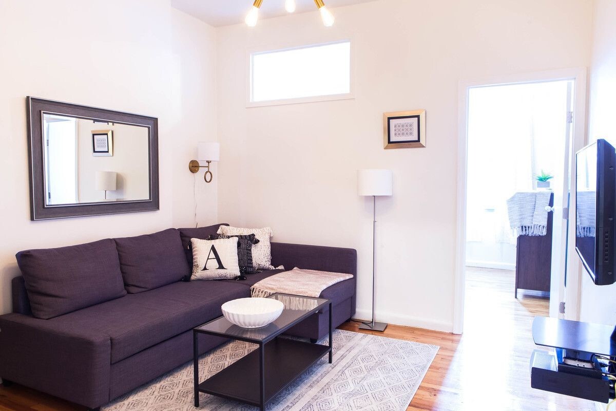 Foto principal - 330 E 14th St