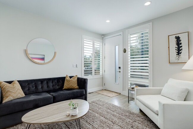 Foto del edificio - 1452 Xavier St