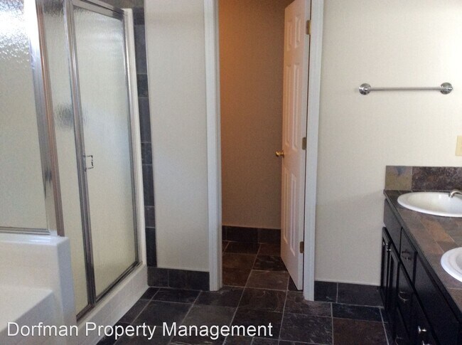 Building Photo - 3 br, 2.5 bath House - 652 Cembra Dr