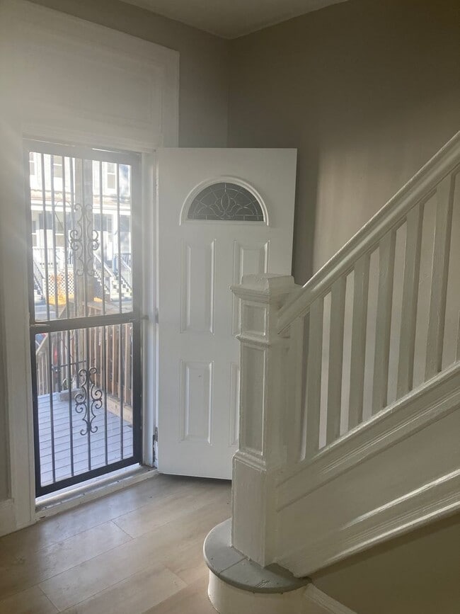 Building Photo - 5236 St Charles Ave