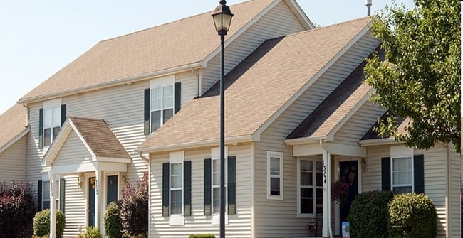 Building Photo - Stone Hedge Village Townhouses