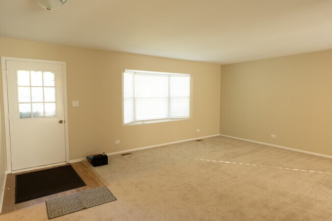 Building Photo - 1016 Timberlea Dr
