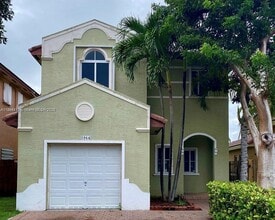 Building Photo - 1064 NE 41st Ave