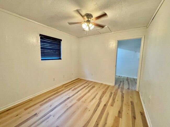 Foto del edificio - 11414 Sralla Rd