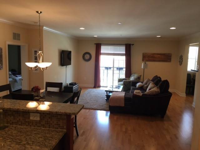 Main Living Area - 600 Commodore Court