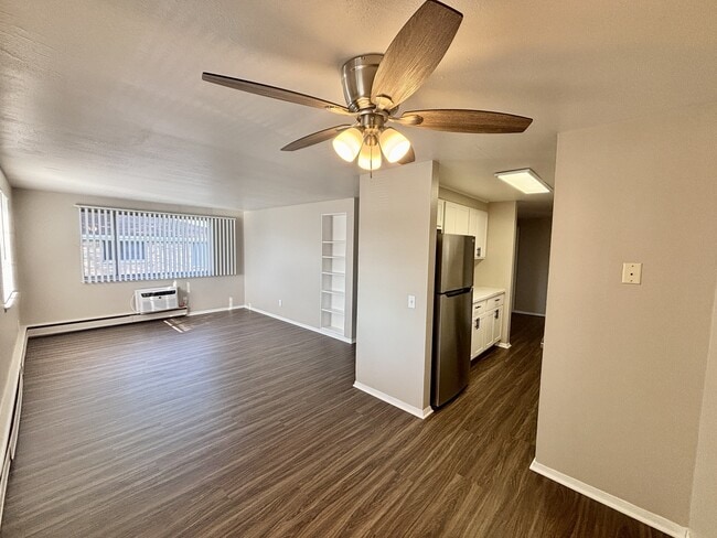 Building Photo - Southview Apartments