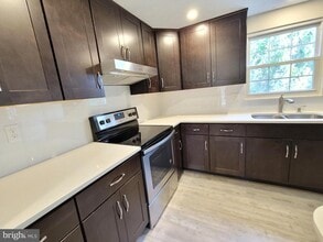 Building Photo - 6712 Grainary Ct Building Photo - 6712 Grainary Ct