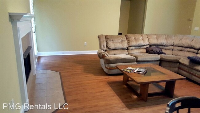Building Photo - 2 br, 2 bath House - 1119 Golf Club Rd