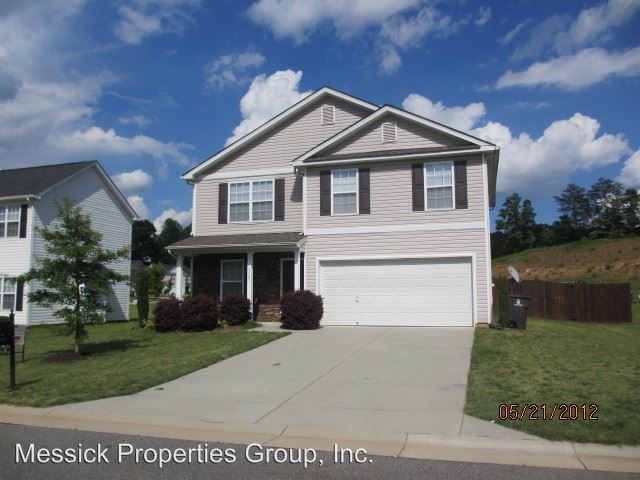 Building Photo - 5581 Fairway Forest Dr