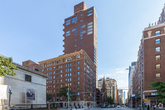 Building Photo - Morgan Court Apartments