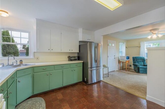 Foto del edificio - 27 Edgemont Rd