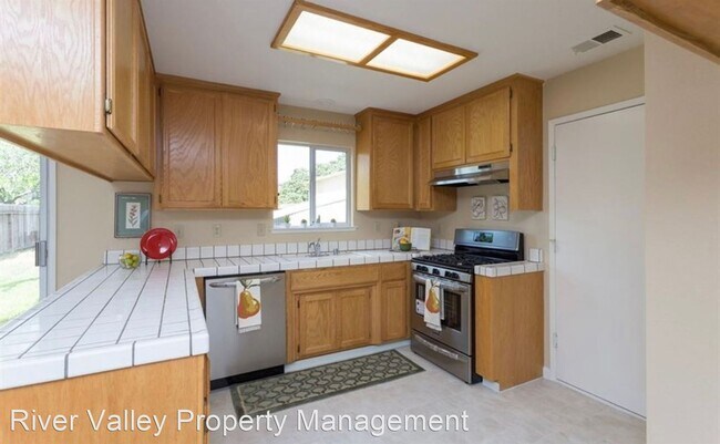 Foto del edificio - 3 br, 2.5 bath House - 5125 2nd Ave