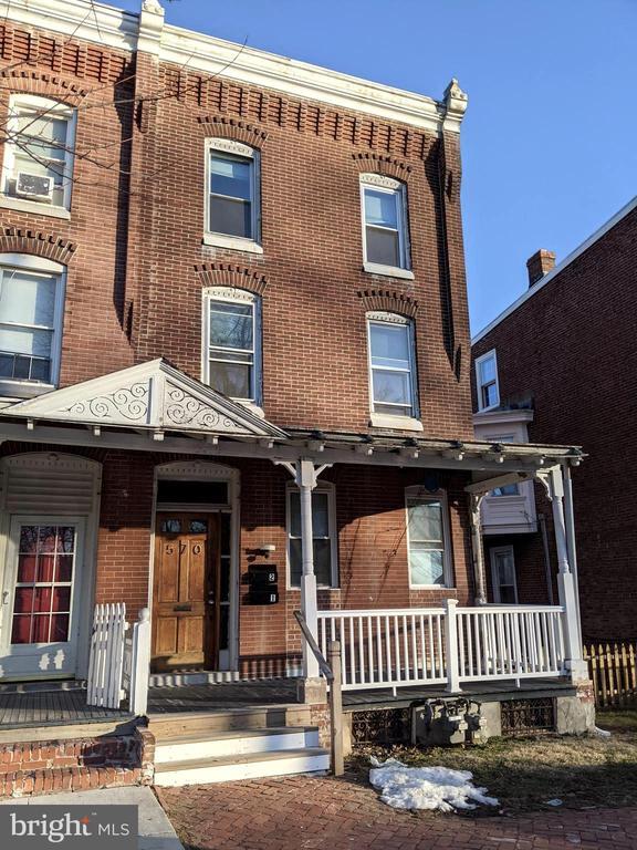Primary Photo - 2 Noble St