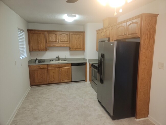 Building Photo - 2815 Nighthawk Dr
