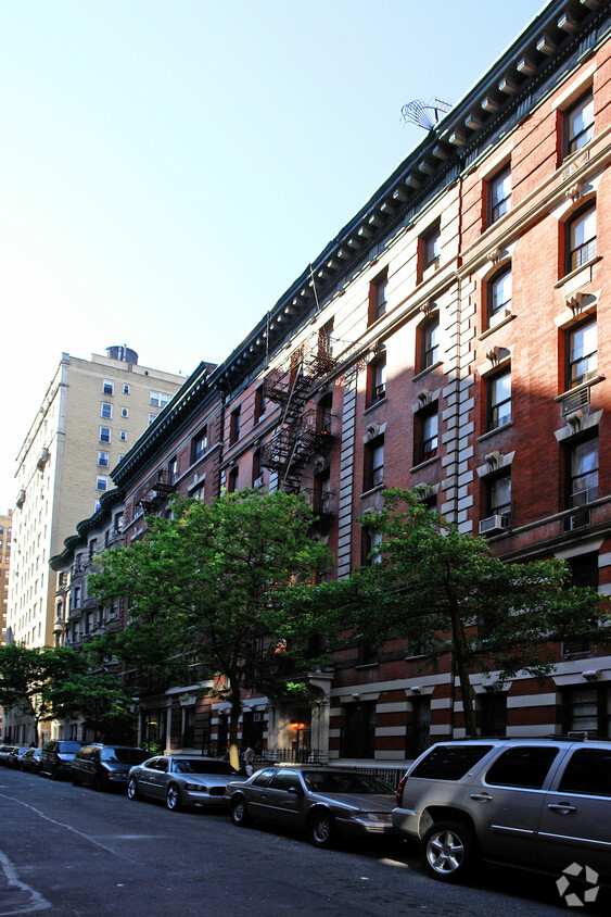 Building Photo - 312 W 93rd St