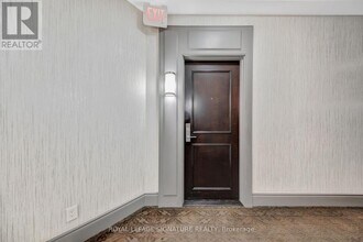 Building Photo - 25 Earlington Ave
