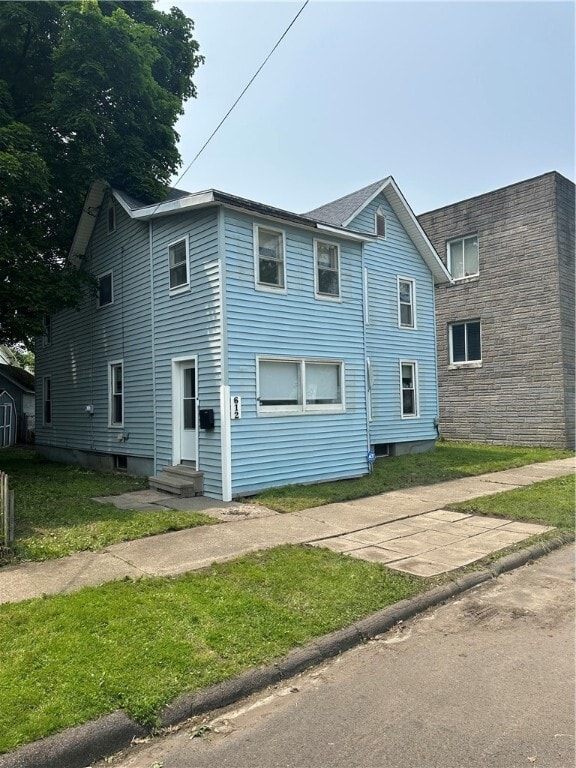 Primary Photo - 612 Lewis St