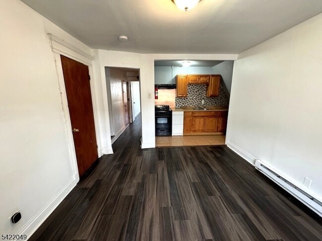 Photo - 19 N 7th St Apartment