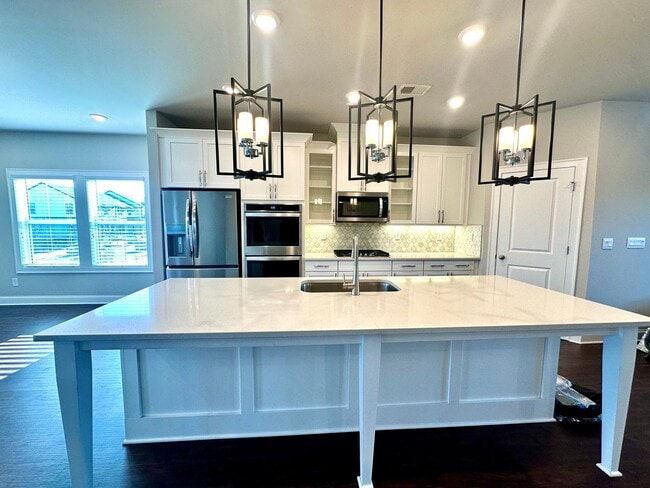 Building Photo - 4 bedroom, 3.5 bath townhouse in a swim community located in Woodstock, GA. Within walking distan...