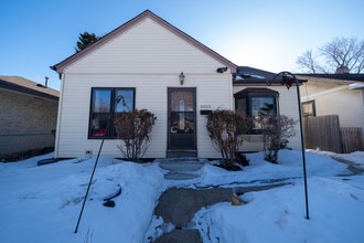 Building Photo - 6045 3rd Ave S