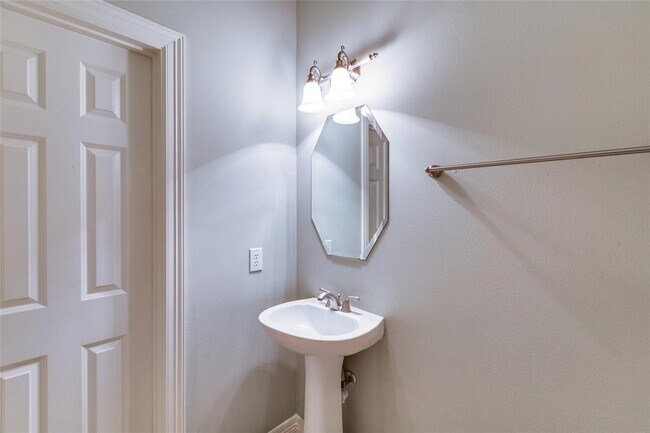 Foto del edificio - 1406 Baldwin Square Ln