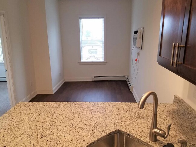 Foto del edificio - 476 Terrace Blvd