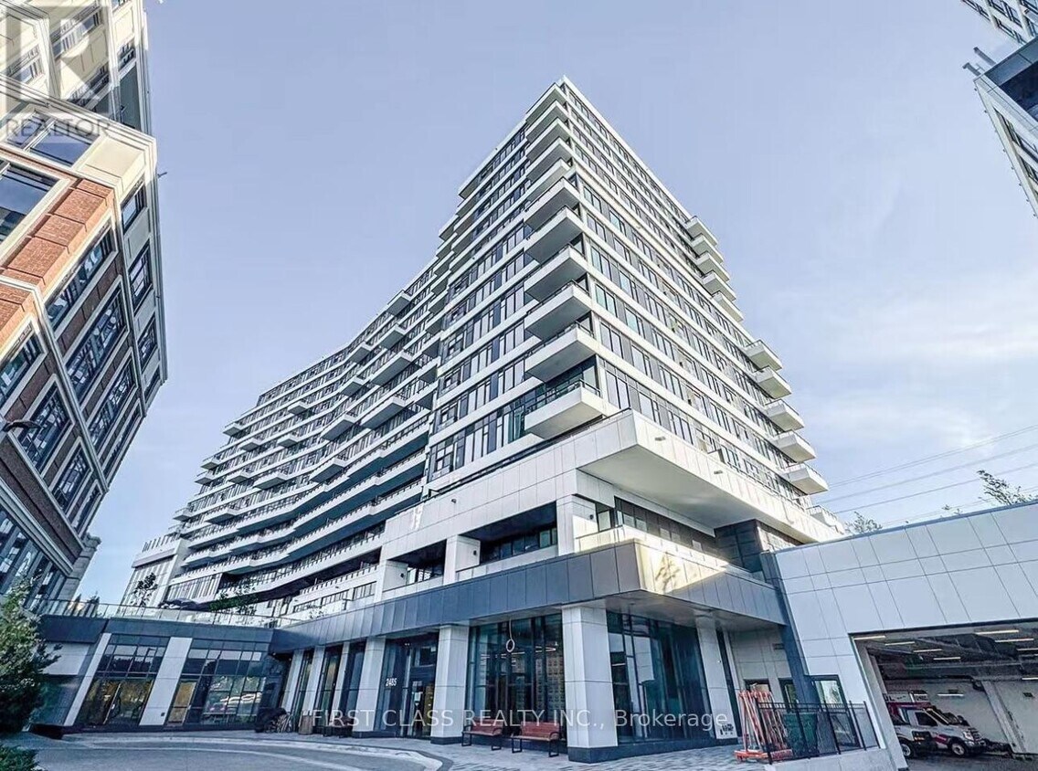 Primary Photo - 2485 Eglinton Ave W