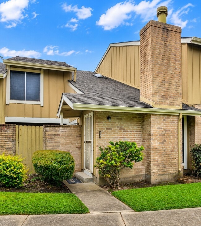 Building Photo - 6106 W Airport Blvd