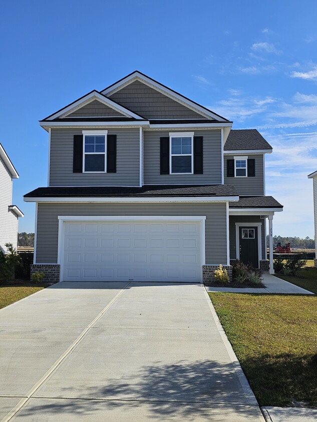 Building Photo - 238 Justify Ave