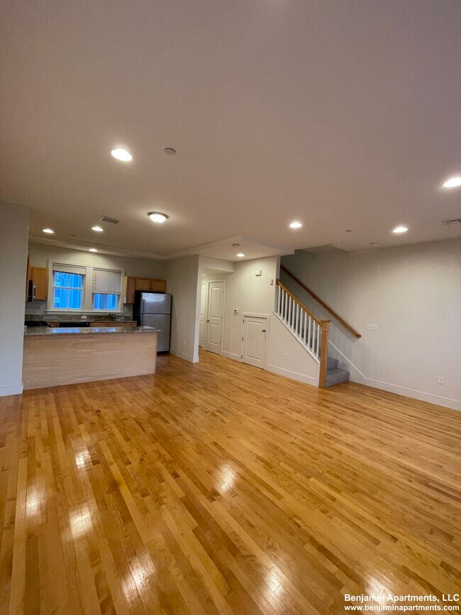 Foto del edificio - 108 2nd St