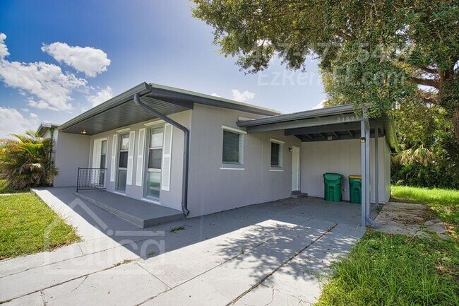 Foto del edificio - 21899 Buxton Ave