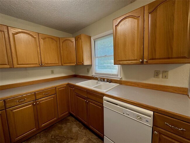 Foto del edificio - 708 Denison Dr