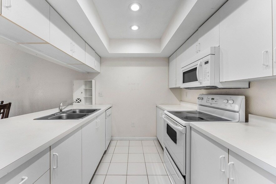 Photo - 170 Waterside Drive Unit 170
