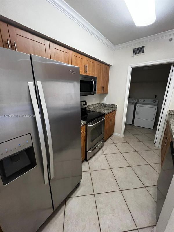 Foto del edificio - 6482 Emerald Dunes Dr