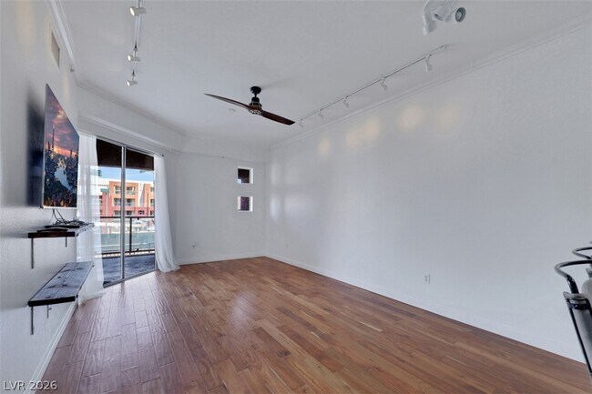 Building Photo - 47 E Agate Ave