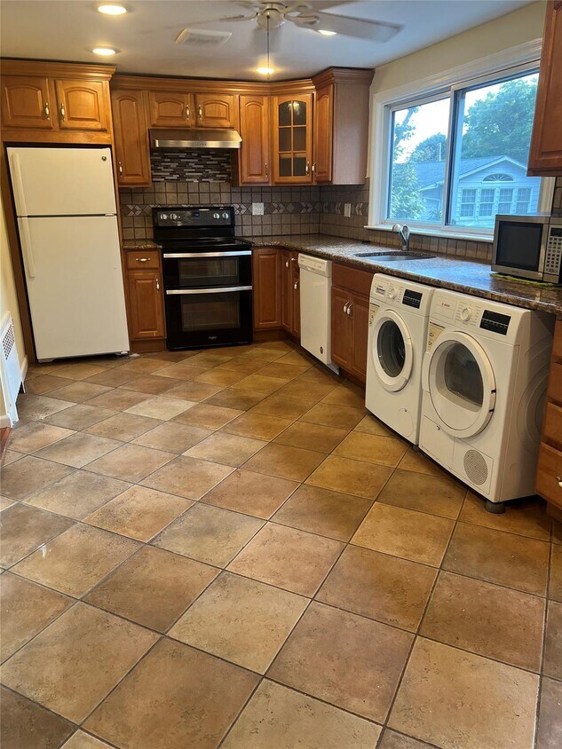 Primary Photo - 36 Miller Rd