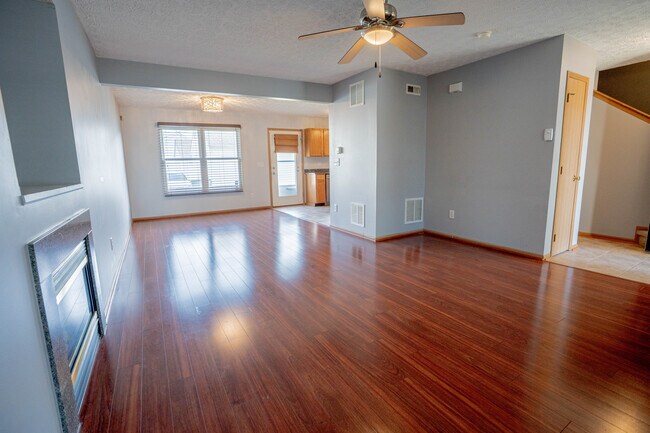 Foto del edificio - 5500 Glendalough St