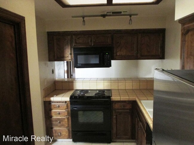 Building Photo - 2 br, 2 bath House - 5783 N Monte #1
