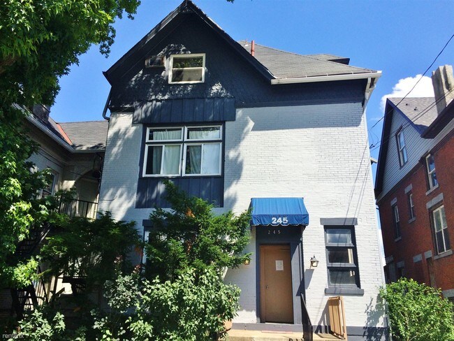 Foto del edificio - 2 br, 1 bath  - 245 Amber St
