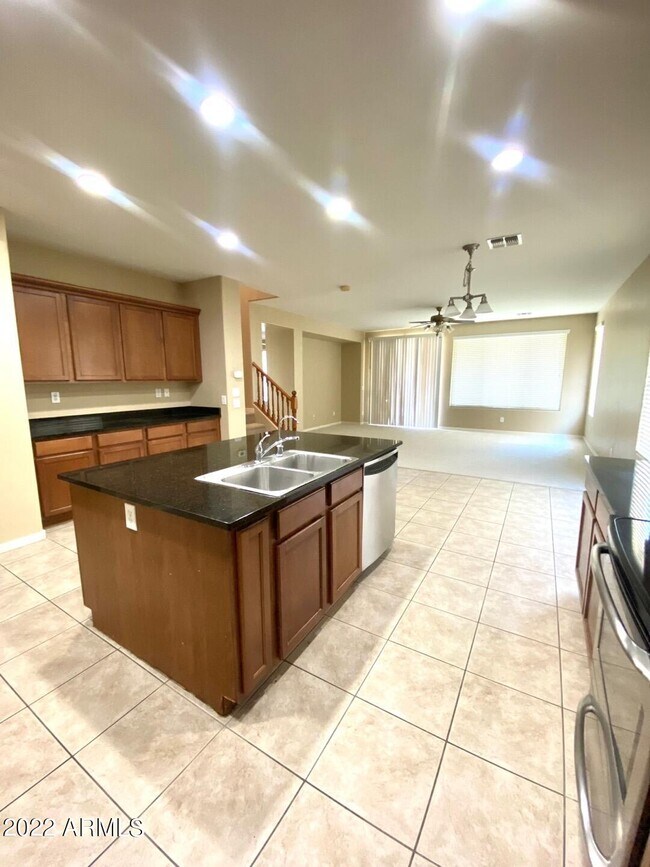 Foto del edificio - 6872 W Ridgeline Rd