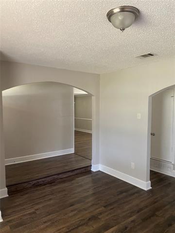 Foto del edificio - 229 Highridge Dr