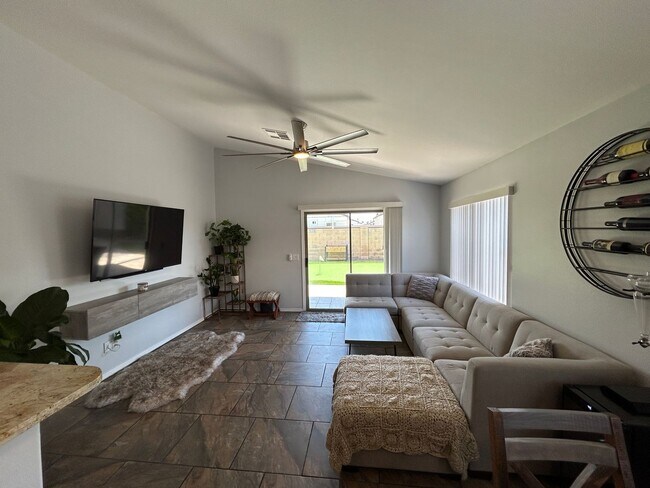 Foto del edificio - 16732 N 160th Ave