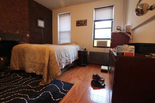 Foto del edificio - 334 E 11th St