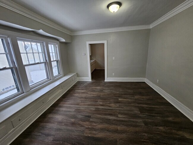 Foto del edificio - 3378 E 134th St