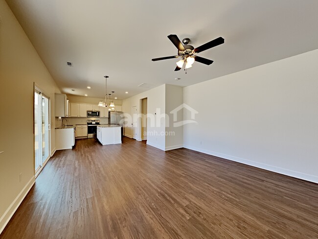 Building Photo - 4937 Chutney Dr
