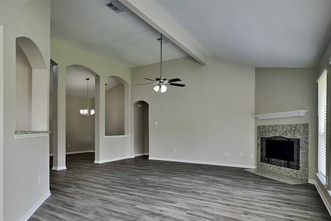 Foto del edificio - 3318 Noble Hollow Dr
