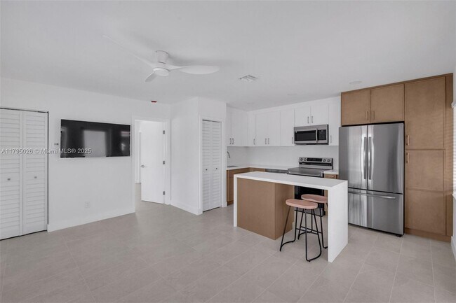 Foto del edificio - 1228 NE 5th Ave