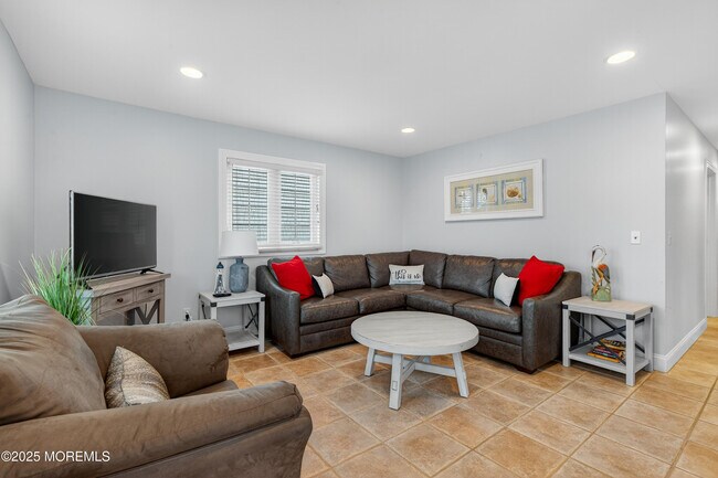 Foto del edificio - B19 Haddonfield Ave