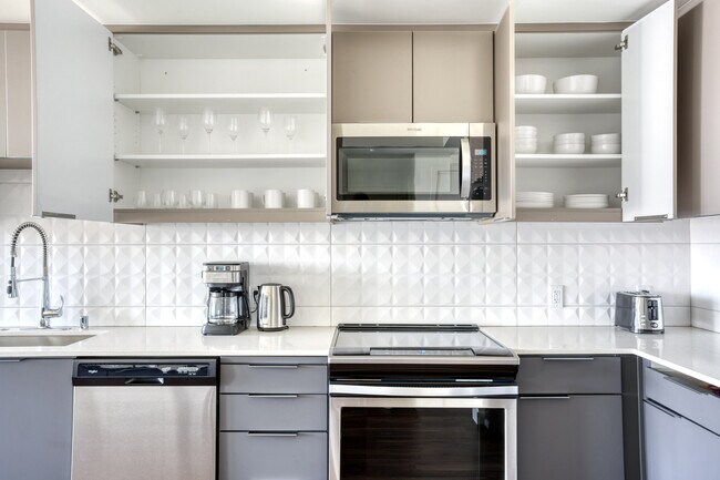 Foto del edificio - 455 S Melrose Dr