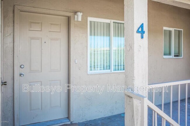 Foto del edificio - 2701 E Beck Ln